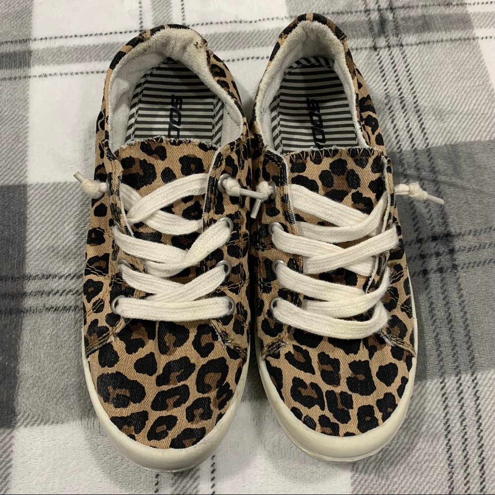 Soda| slip ons
